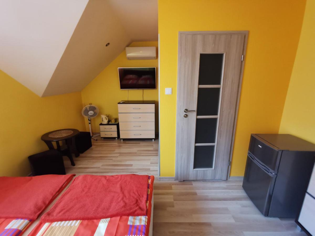 Hotel Zlota Rybka Lubniewice Exteriér fotografie
